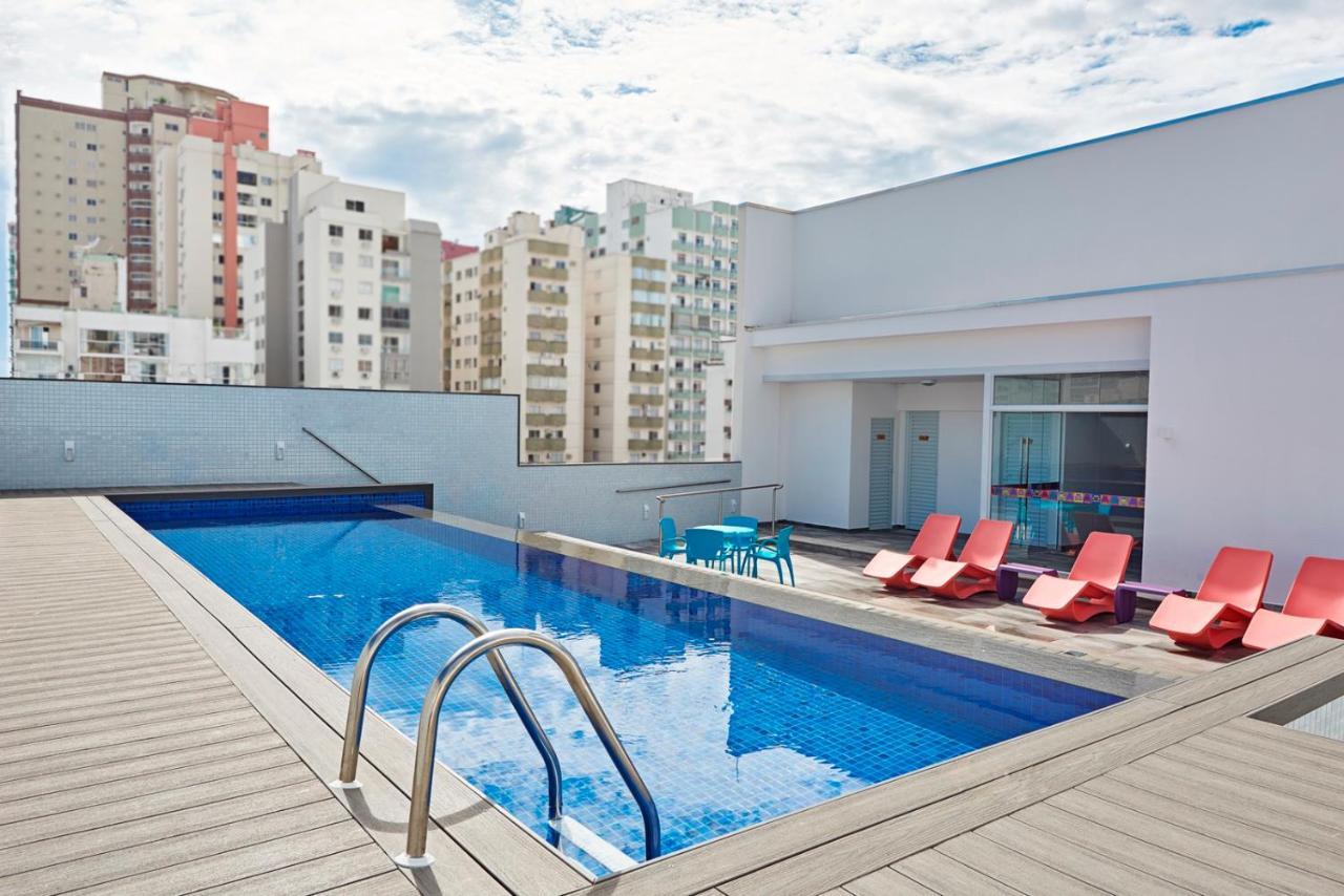 Отель Ibis Styles Balneario Camboriu - 1 Quadra Do Mar Экстерьер фото