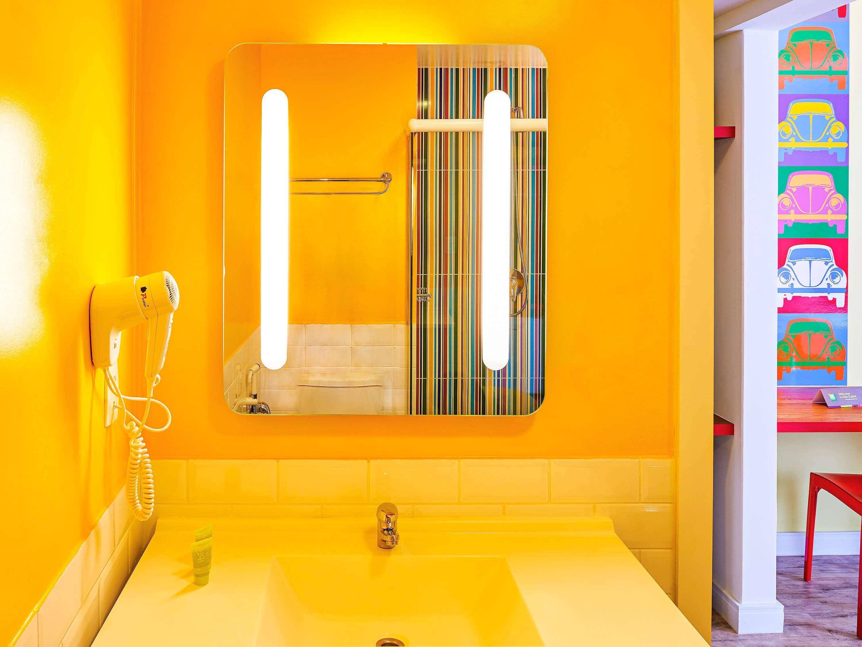Отель Ibis Styles Balneario Camboriu - 1 Quadra Do Mar Экстерьер фото