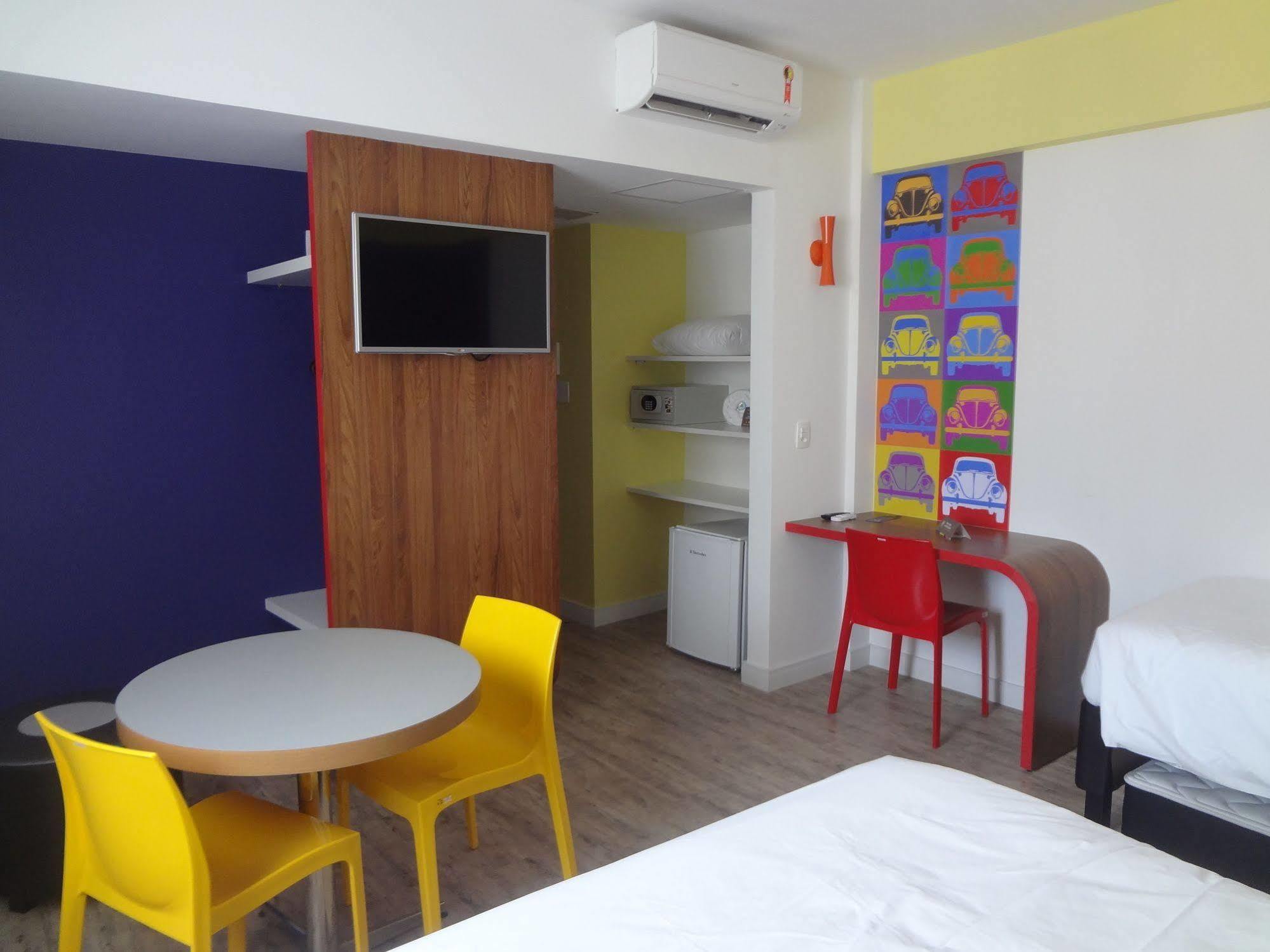 Отель Ibis Styles Balneario Camboriu - 1 Quadra Do Mar Экстерьер фото